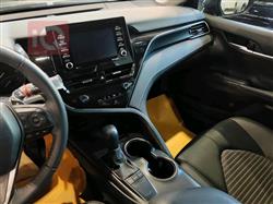 تۆیۆتا کامری